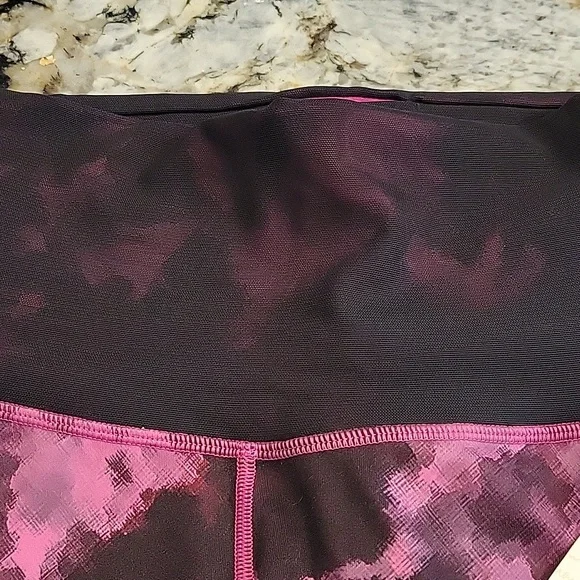 NWT Lululemon High-Rise Sweaty Endeavor Leggings - Picture 7 of 9